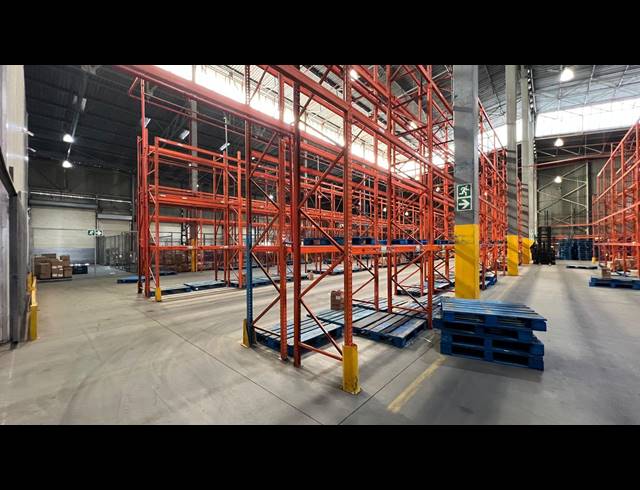5,994M² WAREHOUSE TO LET IN ISANDO